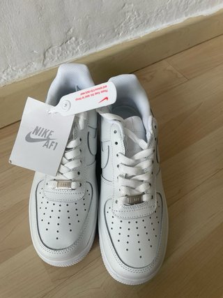 Nike Air Force 1 Talla 40 Blancas Nuevas