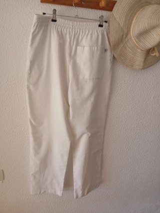 Pijama clínico blanco