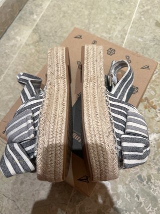 Sandalias Stradivarius Lazos Rayas