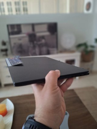 ASUS Zenbook AI 14 OLED 1.2Kg AMD Ryzen 7