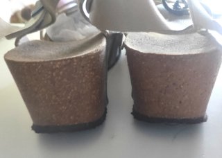 Sandalias de plataforma beige mujer y Regalo negra