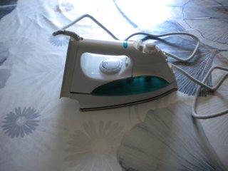 Plancha de ropa Taurus Hidra