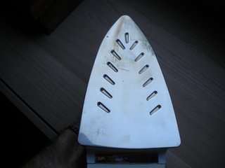 Plancha de ropa Taurus Hidra