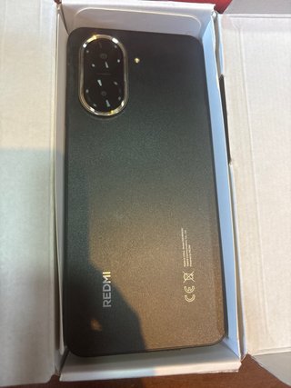Xiaomi Redmi A5 - 32MP AI Dual Camera