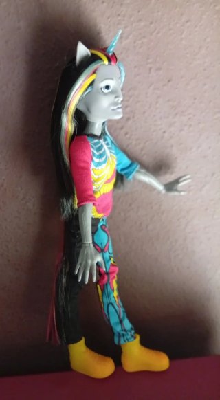 Monster High Neighthan Rot Fusión Híbrido
