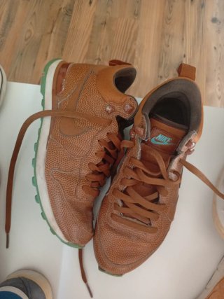 Lote Zapatillas y Sandalias Marrón/Negro