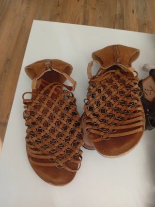 Lote Zapatillas y Sandalias Marrón/Negro