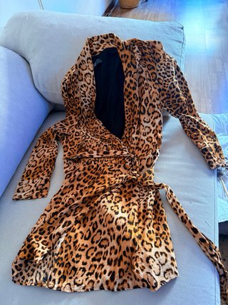 Vestido mono corto sin estrenar