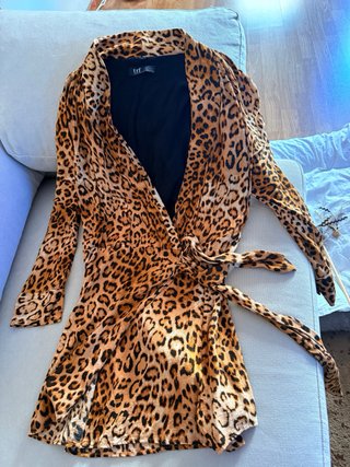 Vestido mono corto sin estrenar