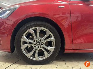 Ford Focus 1.0 Ecoboost MHEV 114kW ST-Line Auto