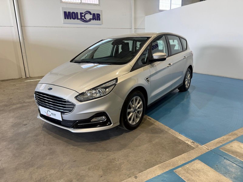 Ford S-MAX - foto 1