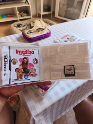 Nintendo DSi XL Rossa + Giochi