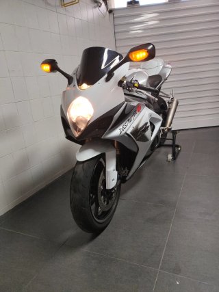 Suzuki GSXR 1000 K8