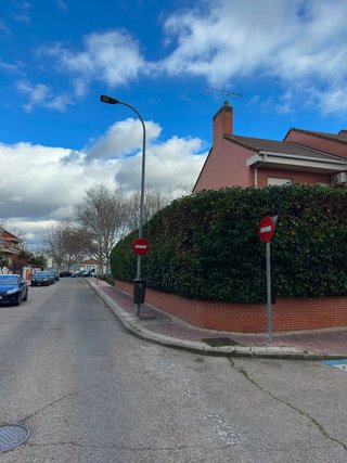 Limpieza de parcelas, jardines y terrazas.