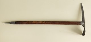 PIOLET MADERA AÑOS 40 MONTAÑISMO ESCALAR ALPINISMO