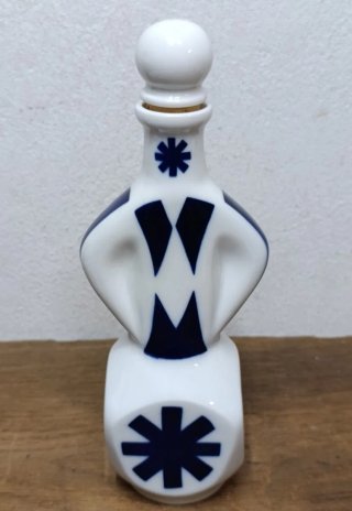 JUEGO DE LICOR N°1 DE PORCELANA SARGADELOS
