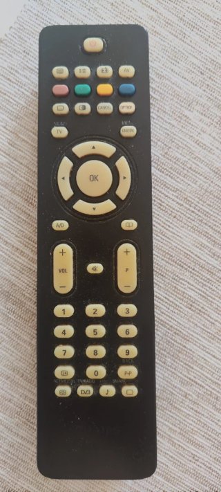 TV Grundig y Philips 16 y 24 funcionando