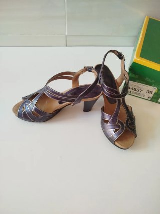 Sandalias Pitillos