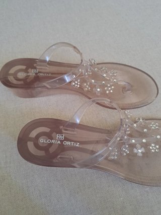 Sandalias Gloria Ortiz con cristales Swarovski