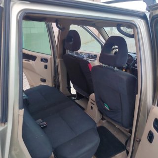 Nissan Terrano II 2004