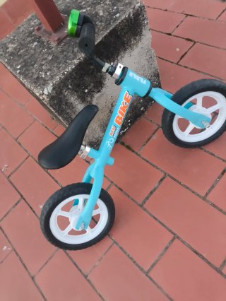Bici senza pedali blu