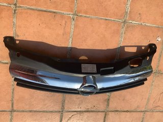 Rejilla frontal, Calandra Opel Astra H Cromada