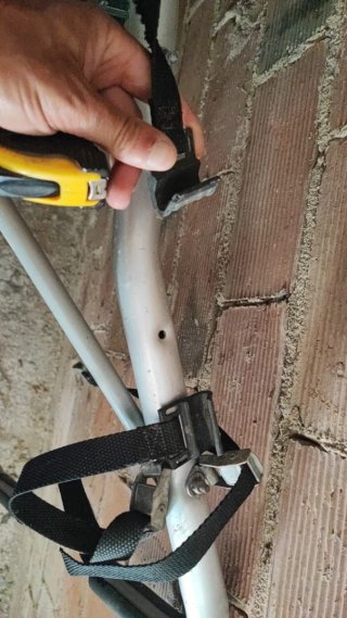 Porta bicicletas aluminio.