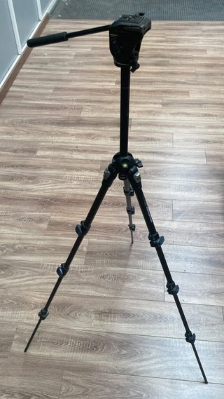 Trípode Manfrotto 190MF4 Carbono + Rótula 701RC2