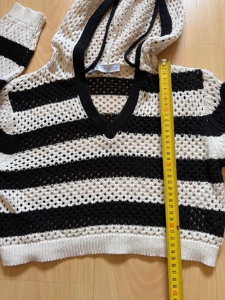 Jersey corto Zara rayas vainilla y negro