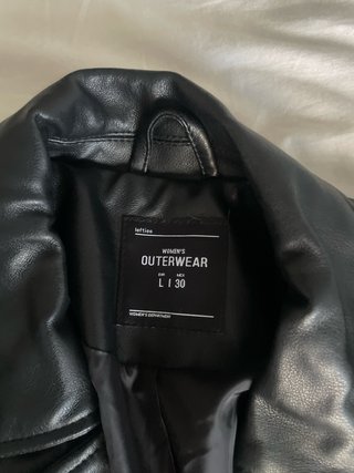 Chaqueta de cuero negra