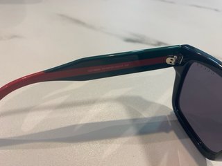 Gafas de Sol Gucci Verde oscuro y Rojas