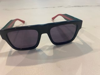 Gafas de Sol Gucci Verde oscuro y Rojas