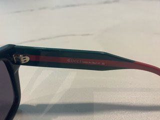 Gafas de Sol Gucci Verde oscuro y Rojas