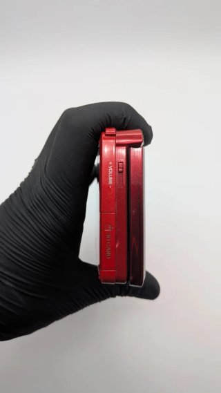 Nintendo 3DS Rossa con caricabatterie e pennino