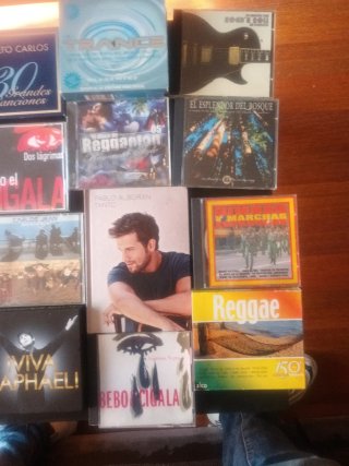 Lote CDs Música Variada: Raphael, Sinatra, Reggae