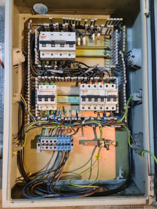 3 Cuadros Eléctricos Industriales