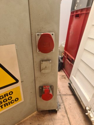 3 Cuadros Eléctricos Industriales