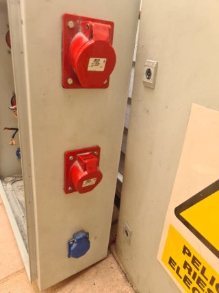 3 Cuadros Eléctricos Industriales