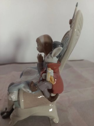 Lladro Alicia en el País de las Maravillas