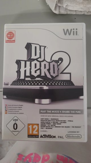 Pacchetto DJ Hero 2 per Wii con giradischi