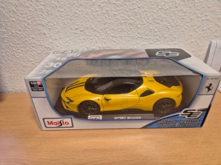 Ferrari SF90 Stradale Maisto Amarillo