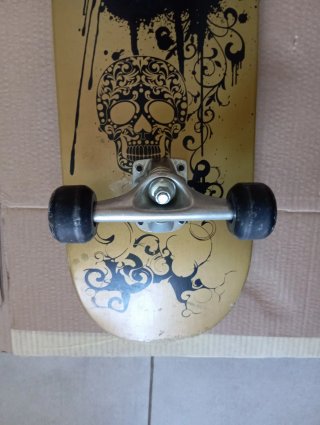 Longboard Negro y Oro Decathlon