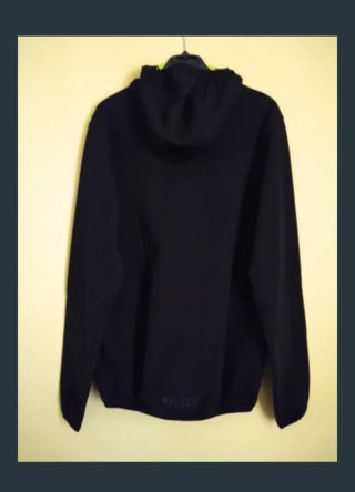 Chaqueta ENDLESS con capucha y cremallera. Talla L