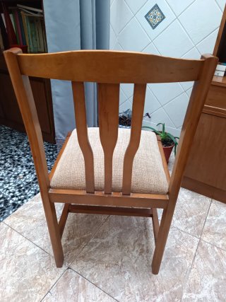 Mesa de comedor ovalada y 6 sillas
