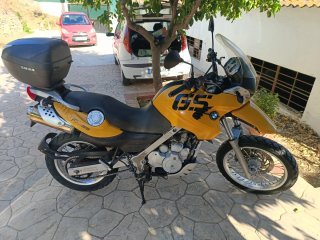 BMW F 650 GS Negra y Amarilla