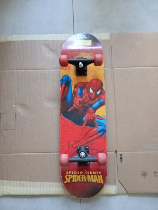 Patinete Longboard Spiderman Mondo