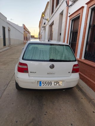Volkswagen Golf 2003