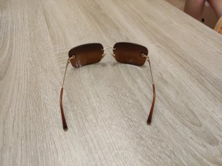 Gafas de sol Chanel doradas y marrones