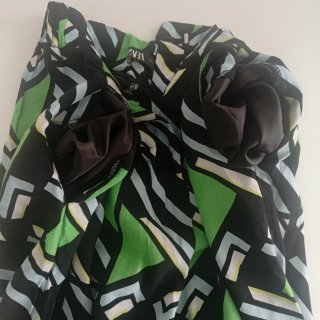 Pantalón estampado geométrico