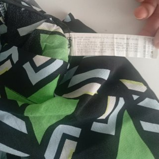 Pantalón estampado geométrico